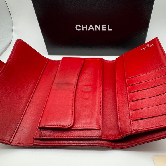 CHANEL QUILTED CAVIAR CLASSIC LONG WALLET - Picture 5 of 11